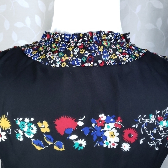 Derek Lam 100% Silk Dark Floral Tassel Sleeveless Blouse 10 Crosby Black Red 4 - Picture 10 of 15